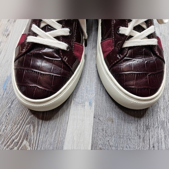 Tory Burch Ames Sneaker Malbec - Picture 4 of 11